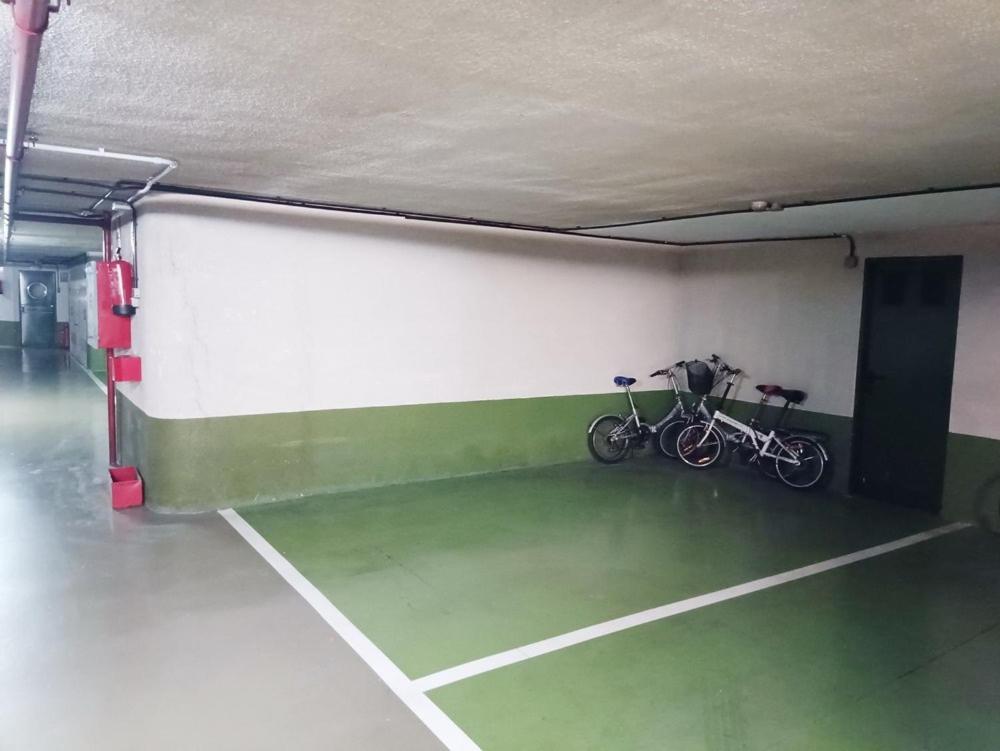 סן סבסטיאן Lore - Parking Y Bicis Gratis מראה חיצוני תמונה